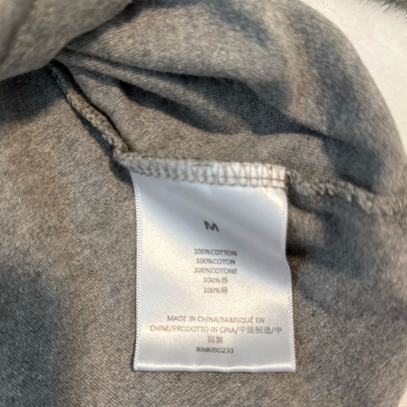 Fear of God Essentials Grey Long Sleeve Tee - Size M (unisex) - Picture 4 of 7